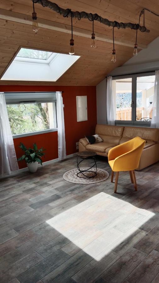 Gite Des Roches La Chaux-du-Dombief Kültér fotó